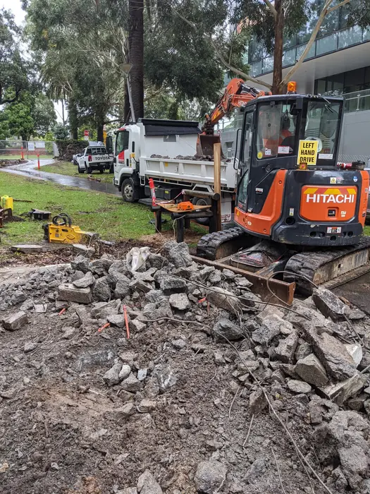 Earthworks and spoil removal